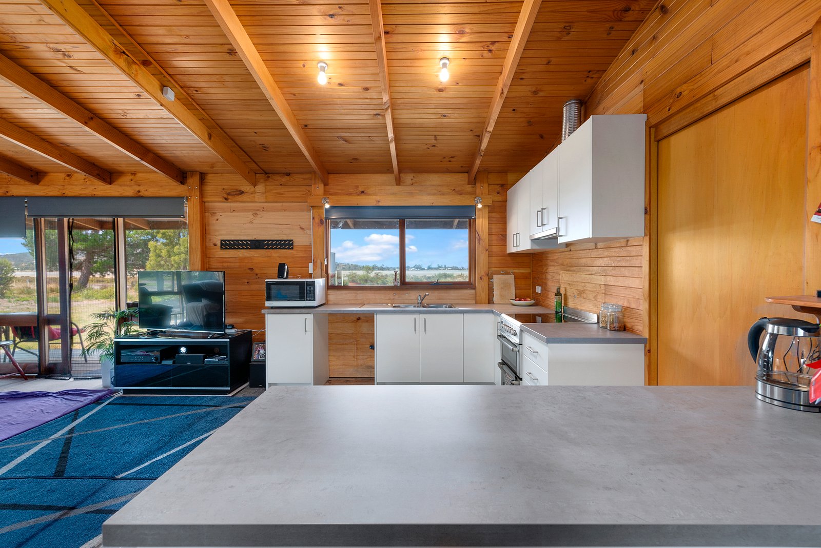 88 Honeywood Drive SANDFORD 9