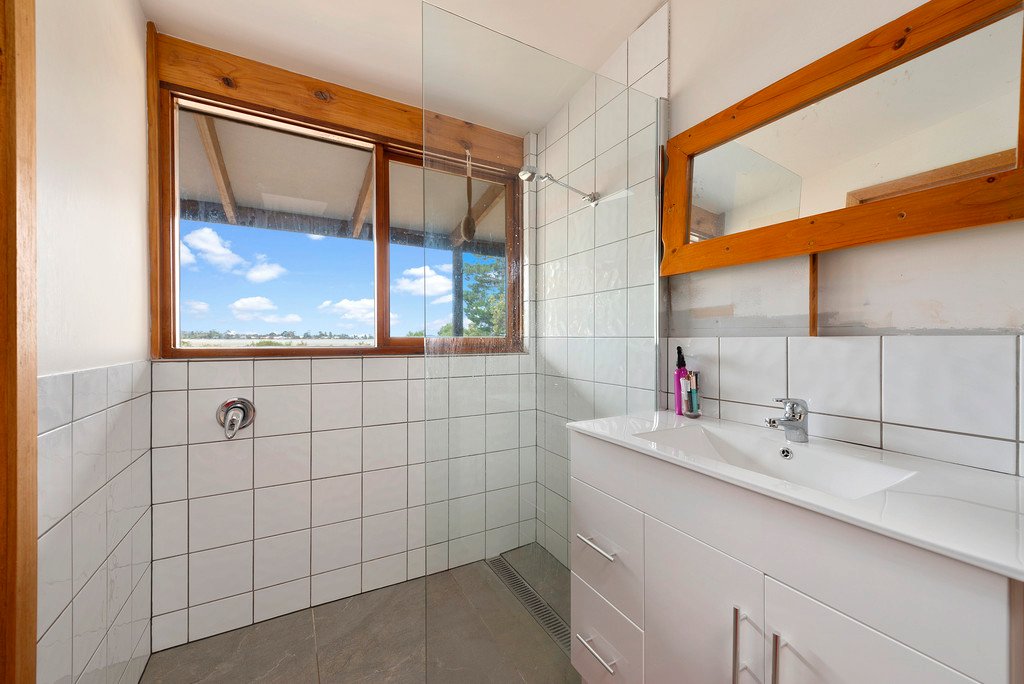 88 Honeywood Drive SANDFORD 14