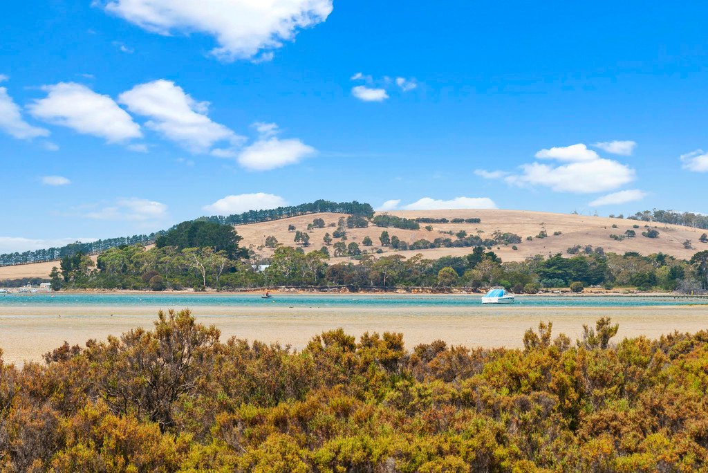 88 Honeywood Drive SANDFORD 19