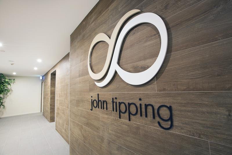 8/8 John Tipping Grove PENRITH 6