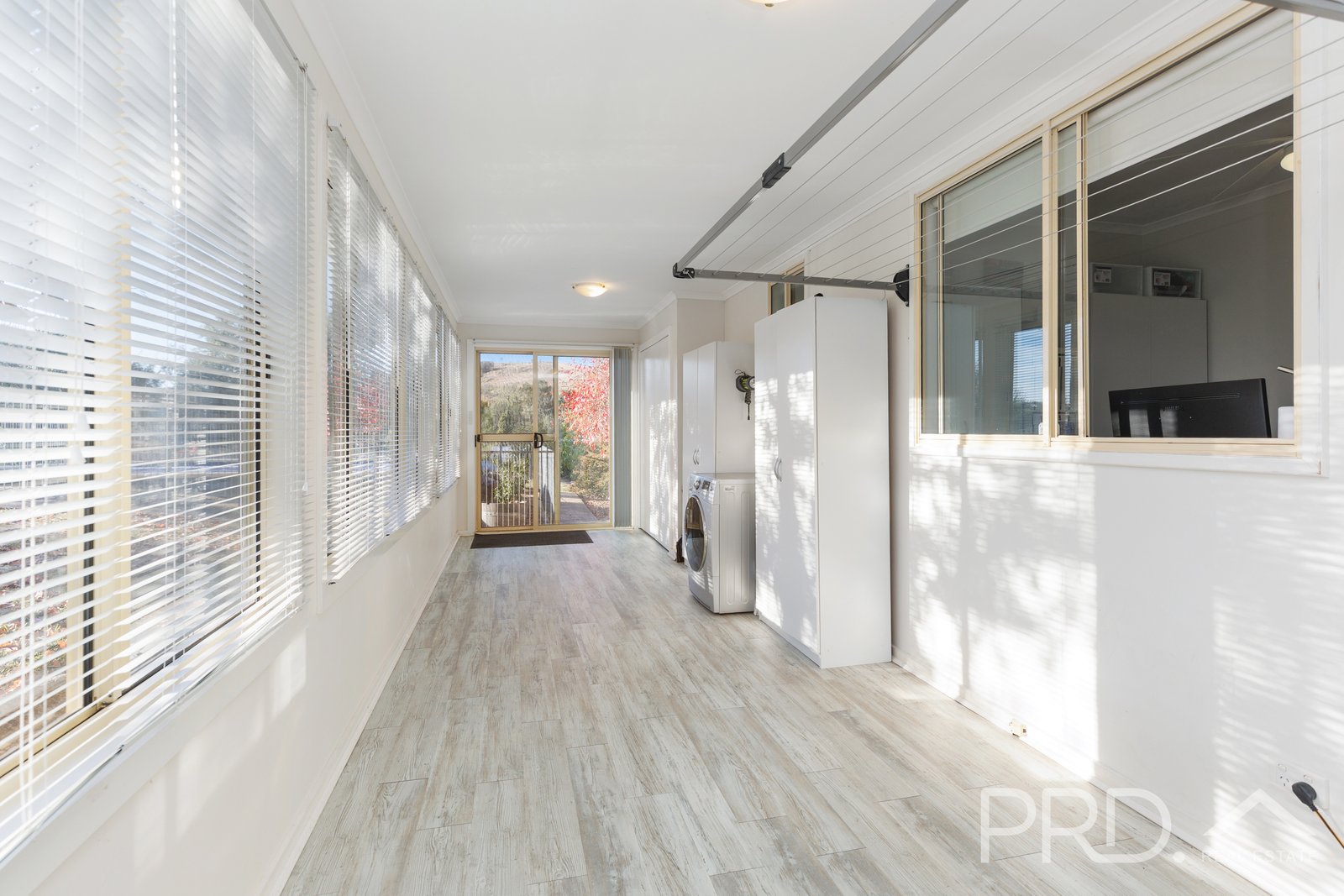 88 Lockhart Street ADELONG 15