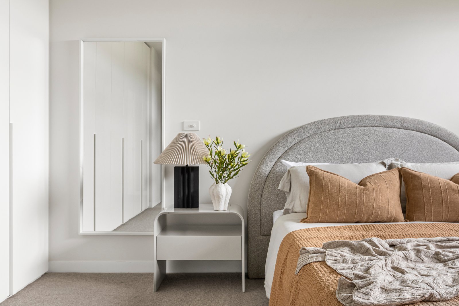 Real Estate and Property in 8/8 Manningtree Road, Hawthorn, VIC