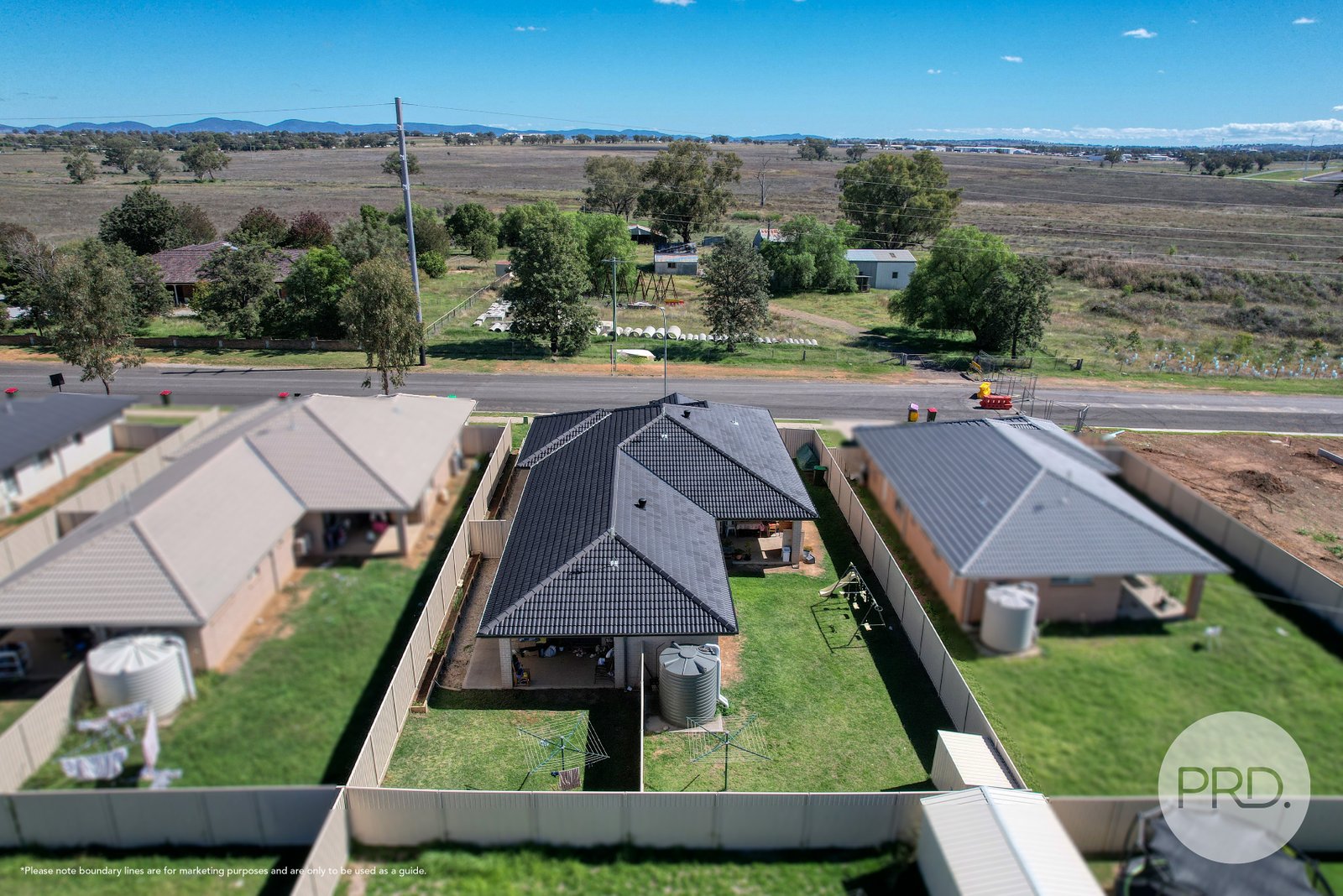 88 Marathon Street TAMWORTH 4