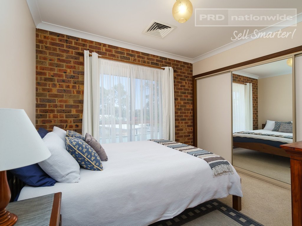 88 Mirrool Street COOLAMON 6