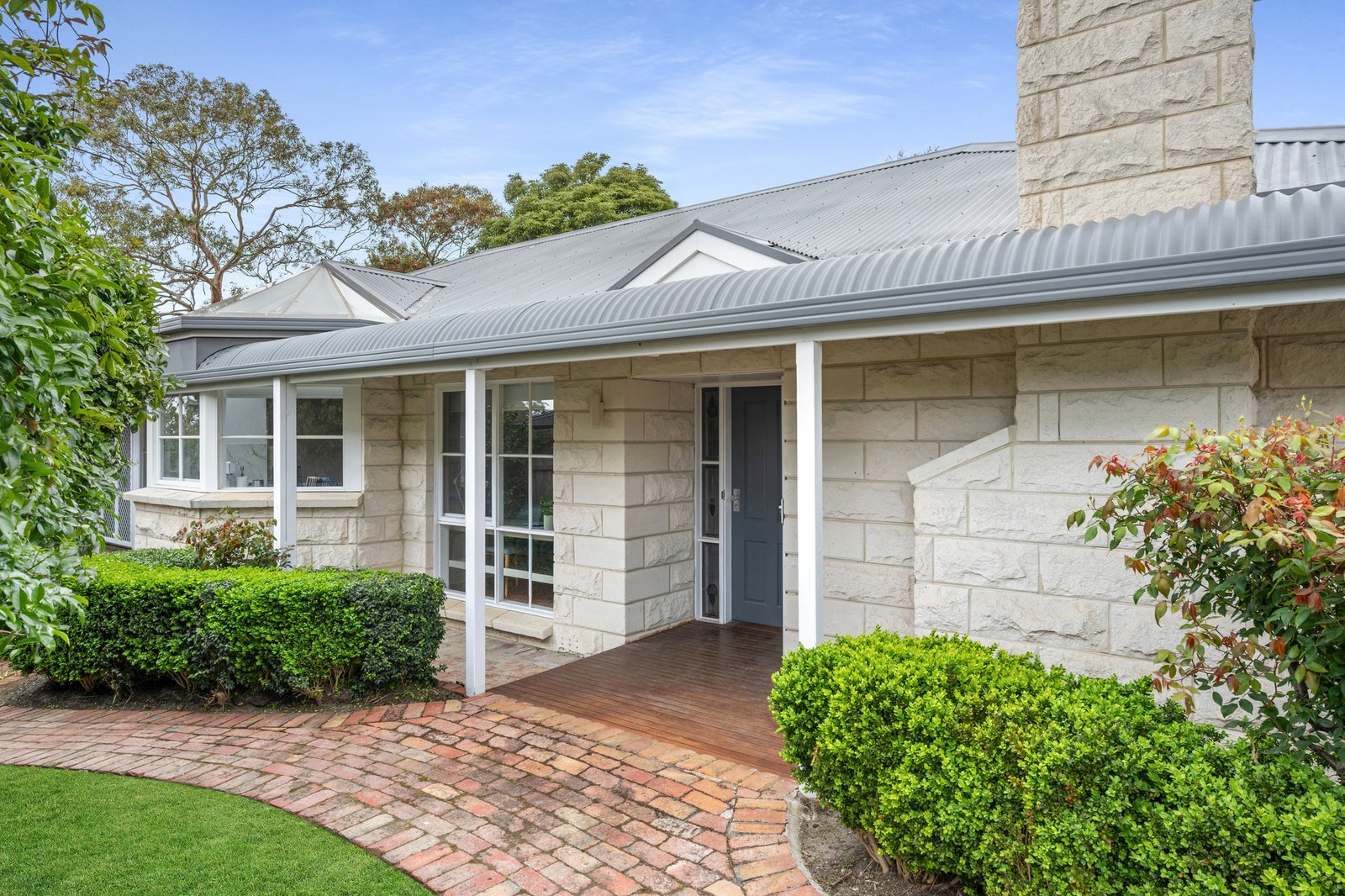 Gallery: 88 Mountain View Road