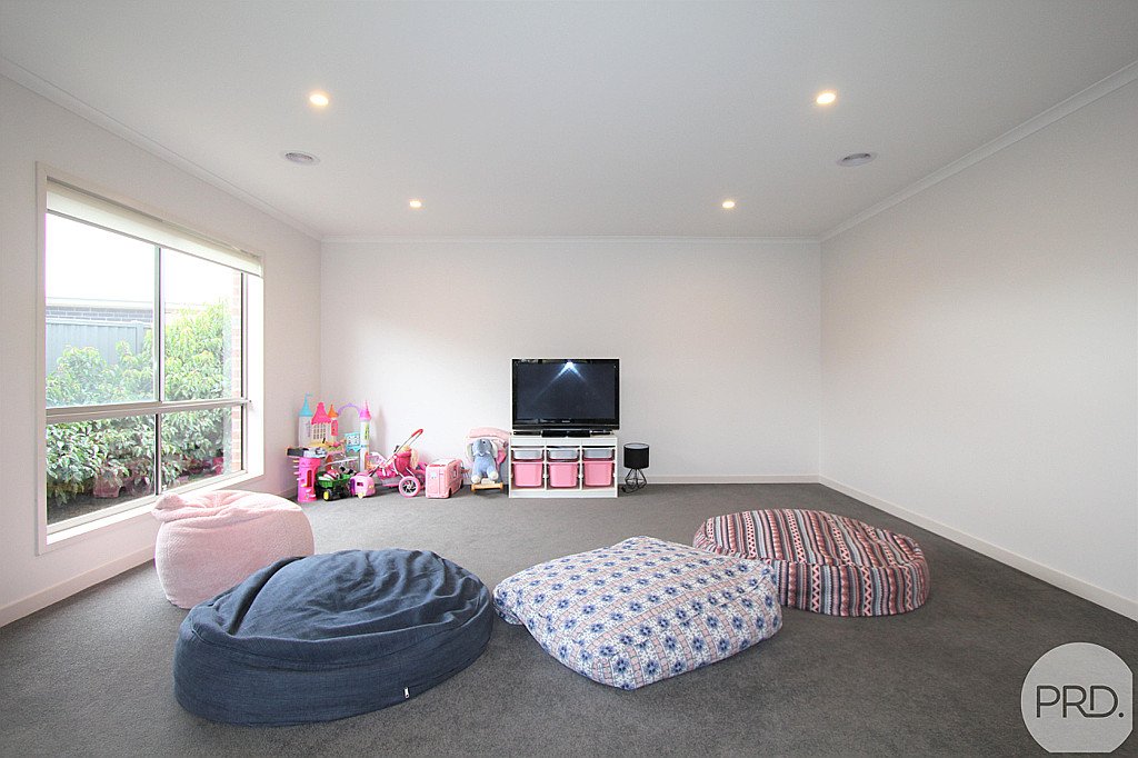 88 O'Shannassy Parade LUCAS 5