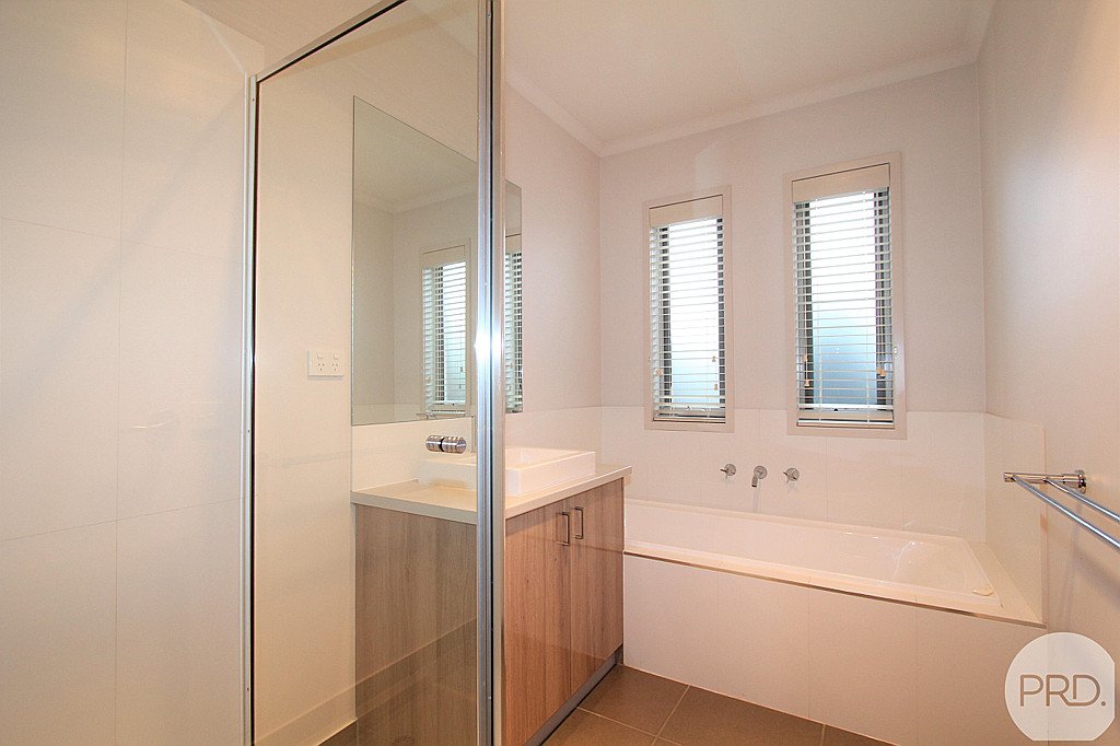 88 O'Shannassy Parade LUCAS 15