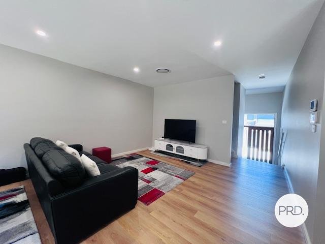 8/8 Powlett Street KALEEN 2