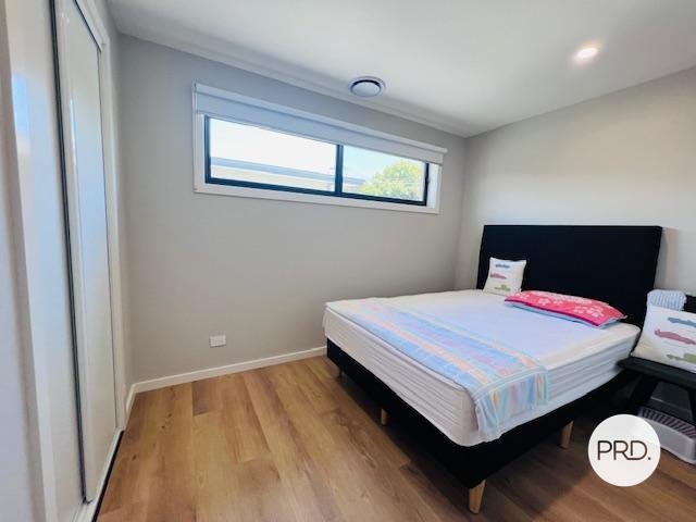 8/8 Powlett Street KALEEN 9