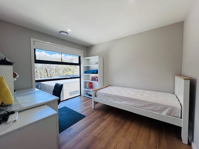 8/8 Powlett Street KALEEN 12