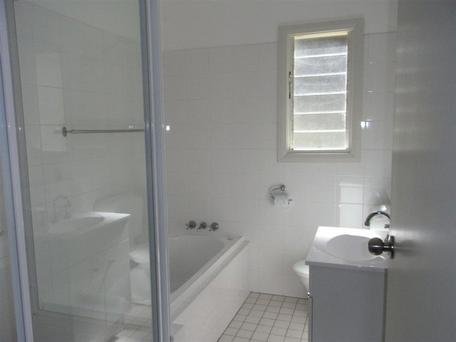 88 Randall Dr  SALAMANDER BAY 6