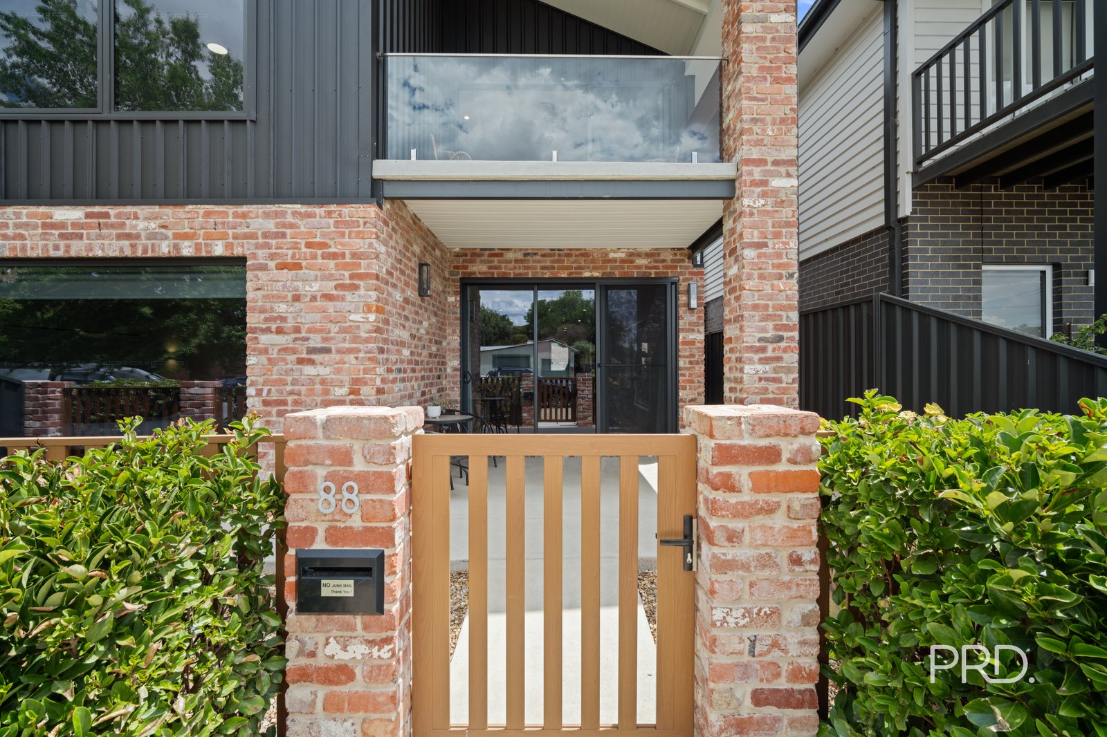 88 Shaw Street WAGGA WAGGA 3