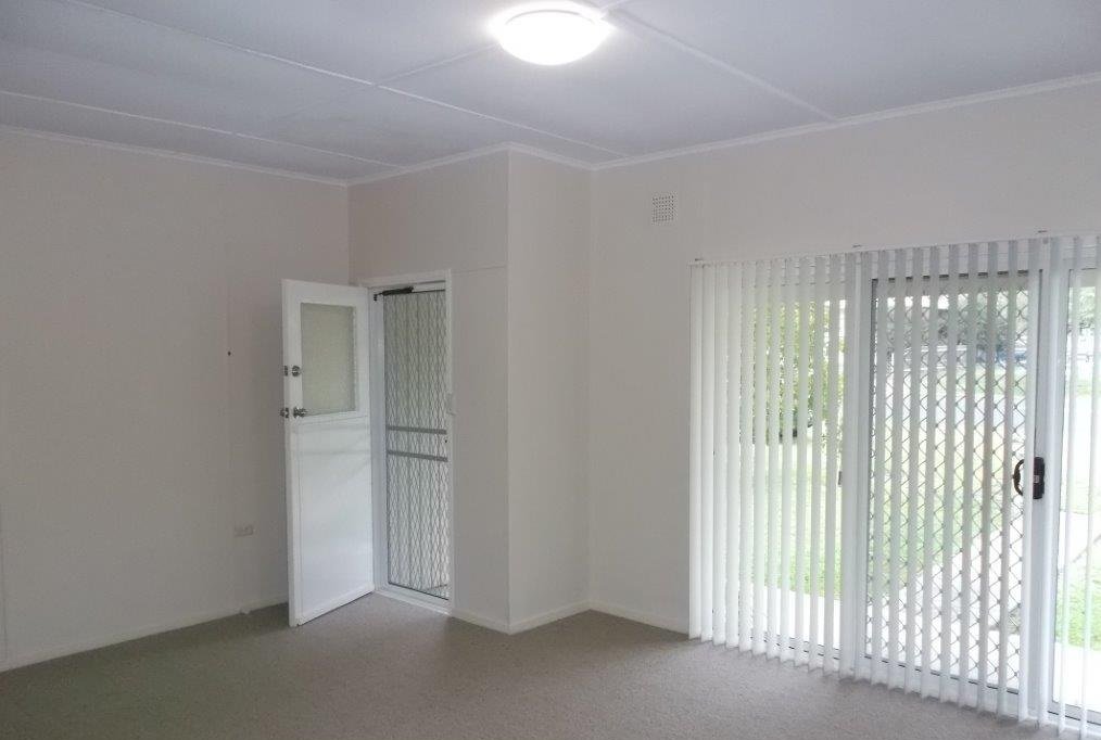 88 Simpson Street TUMUT 5