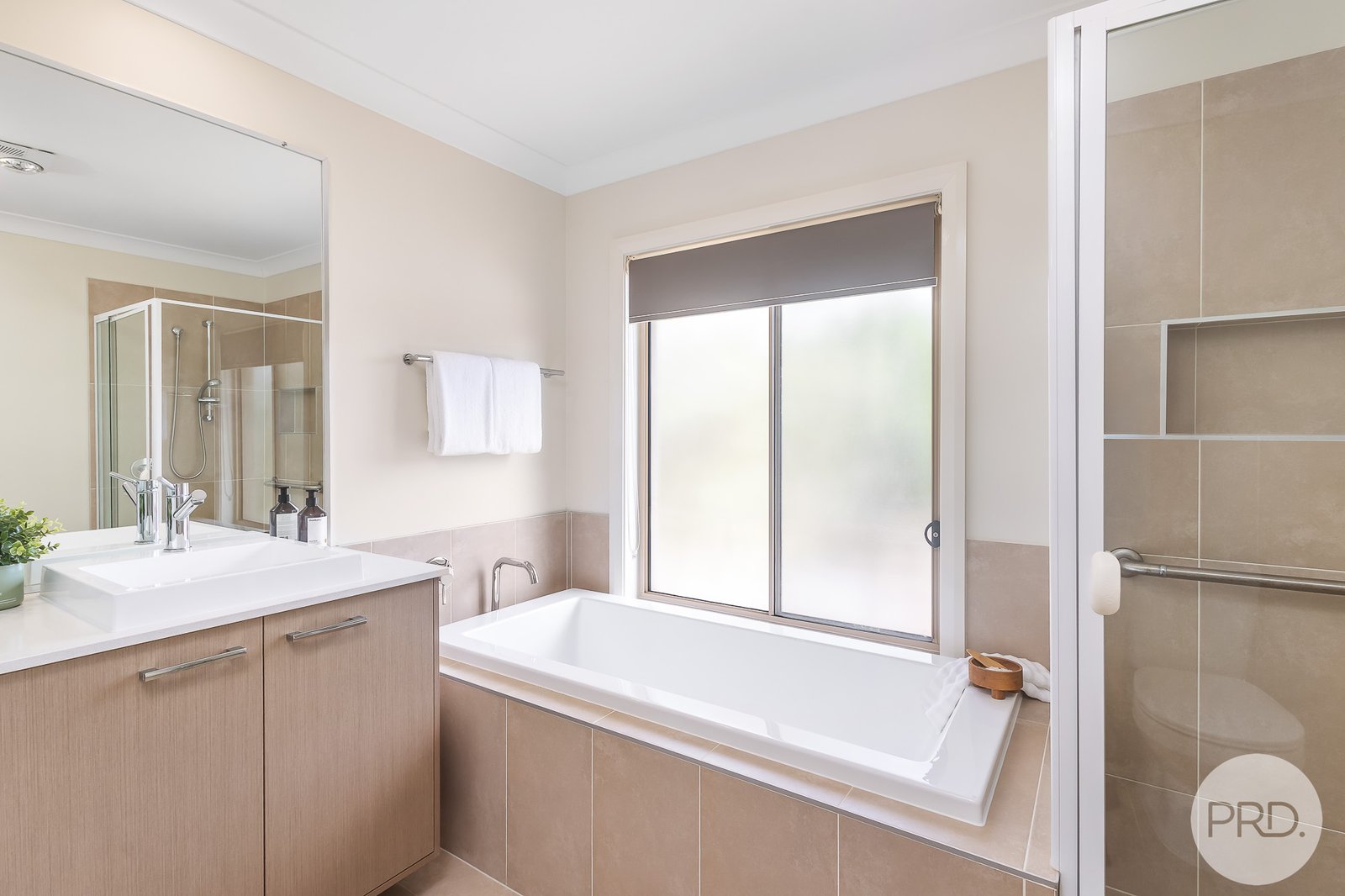 88 Spinnaker Way CORLETTE 14