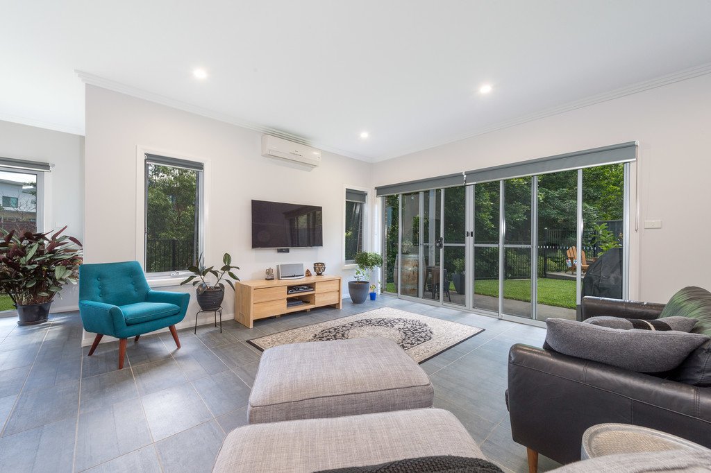 8/8 Sproule Crescent BALGOWNIE 2