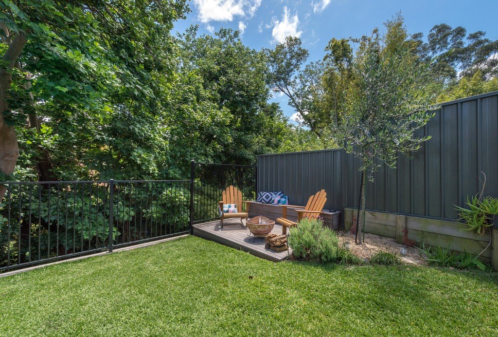 8/8 Sproule Crescent BALGOWNIE 12