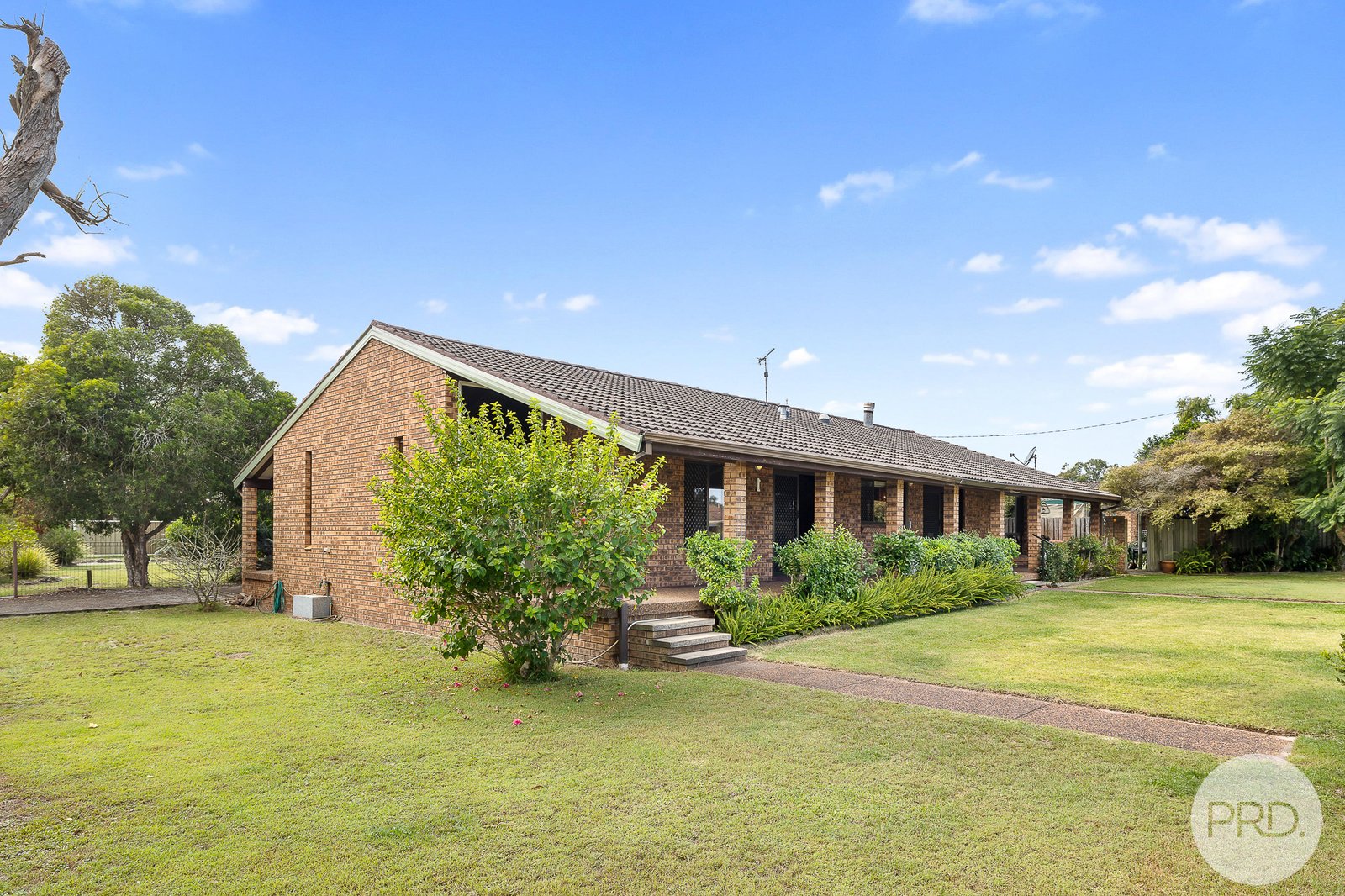 88 Tanilba Avenue TANILBA BAY 1