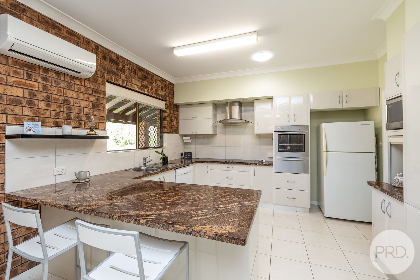 88 Tanilba Avenue TANILBA BAY 5