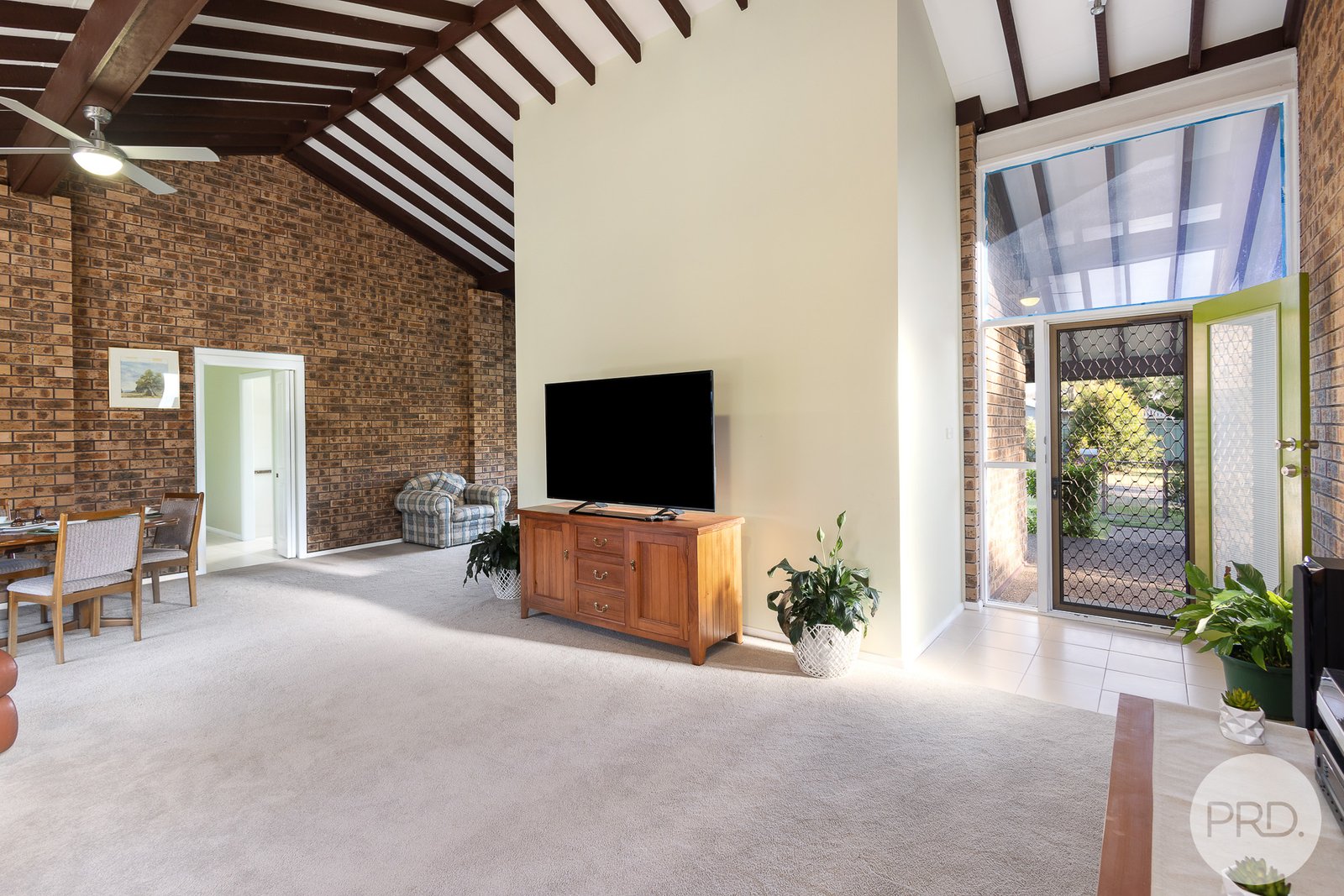 88 Tanilba Avenue TANILBA BAY 10