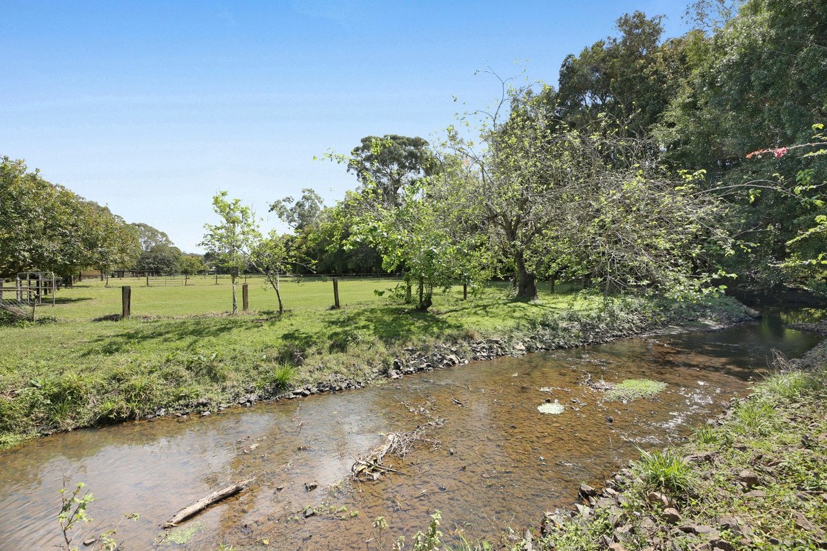 88 Valley Drive Tallebudgera 19