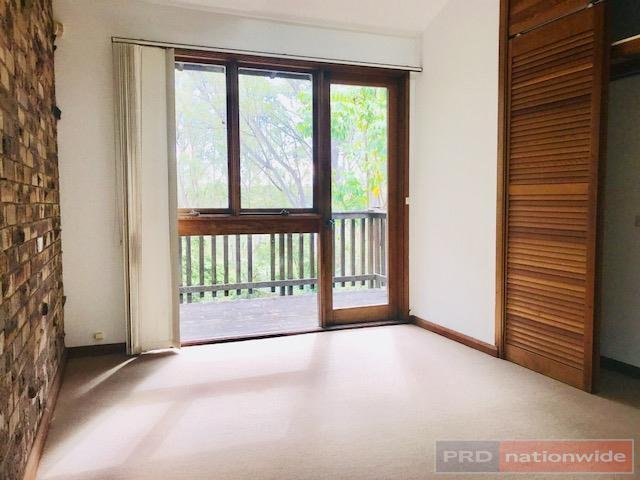 880a Henry Lawson Drive PICNIC POINT 4