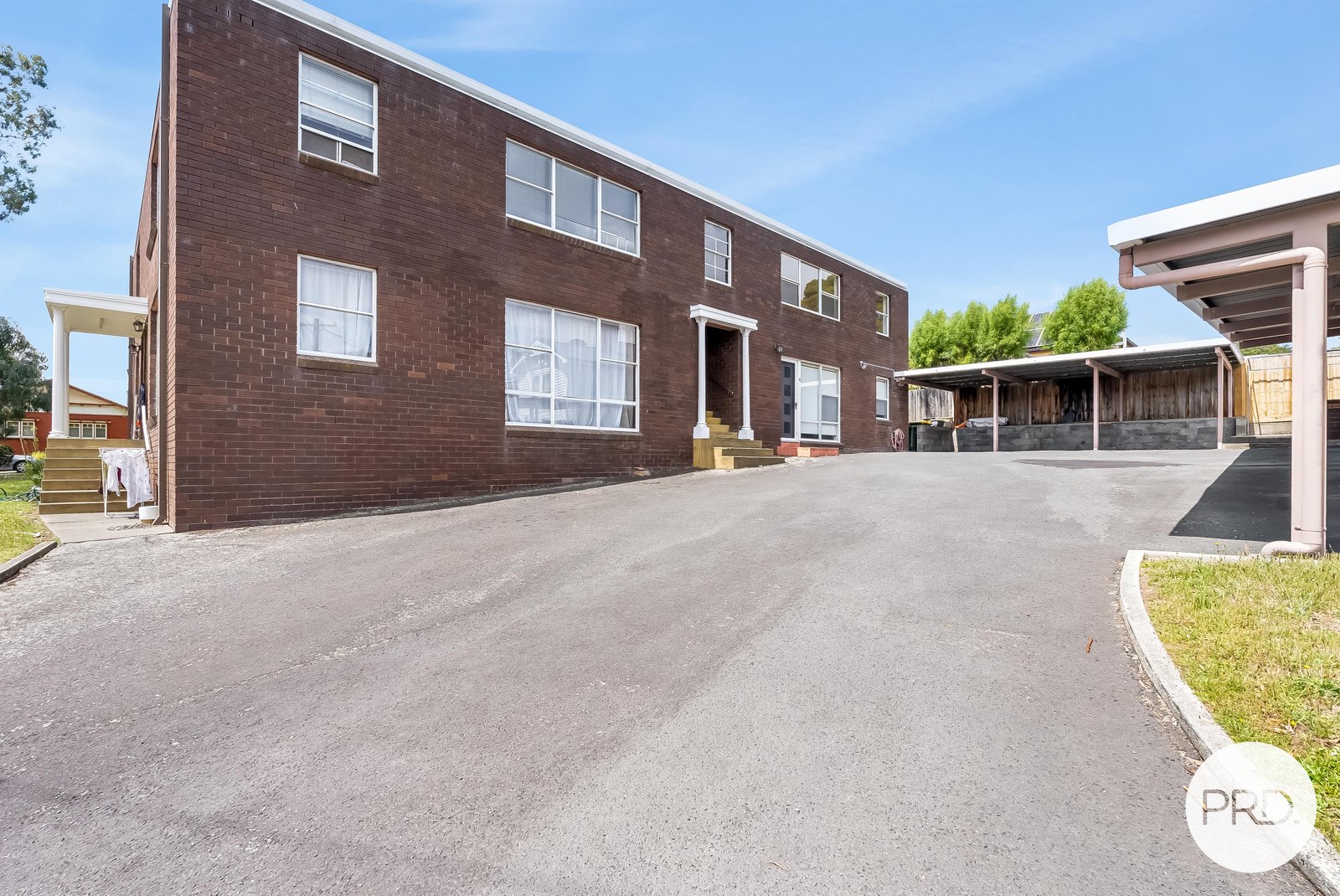 8/82 Clare Street NEW TOWN 8