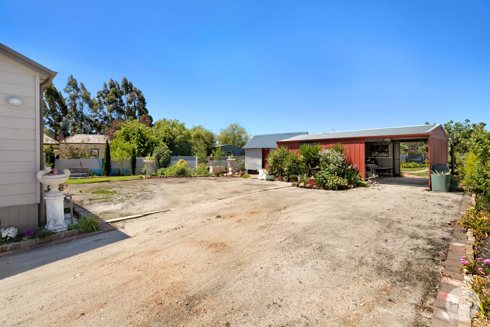 882 Linton-Carngham Road SNAKE VALLEY 10