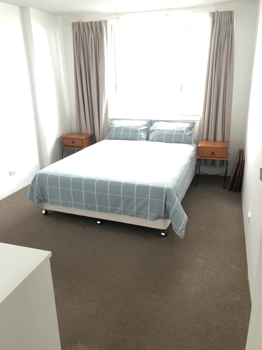 8/82 The Esplanade BURLEIGH HEADS 9