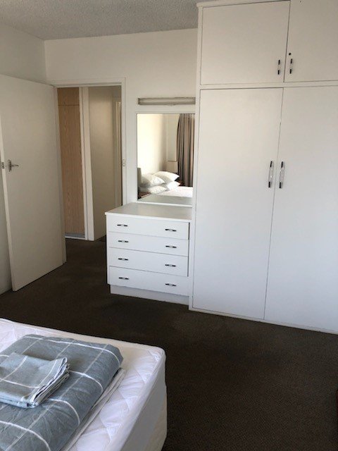 8/82 The Esplanade BURLEIGH HEADS 10