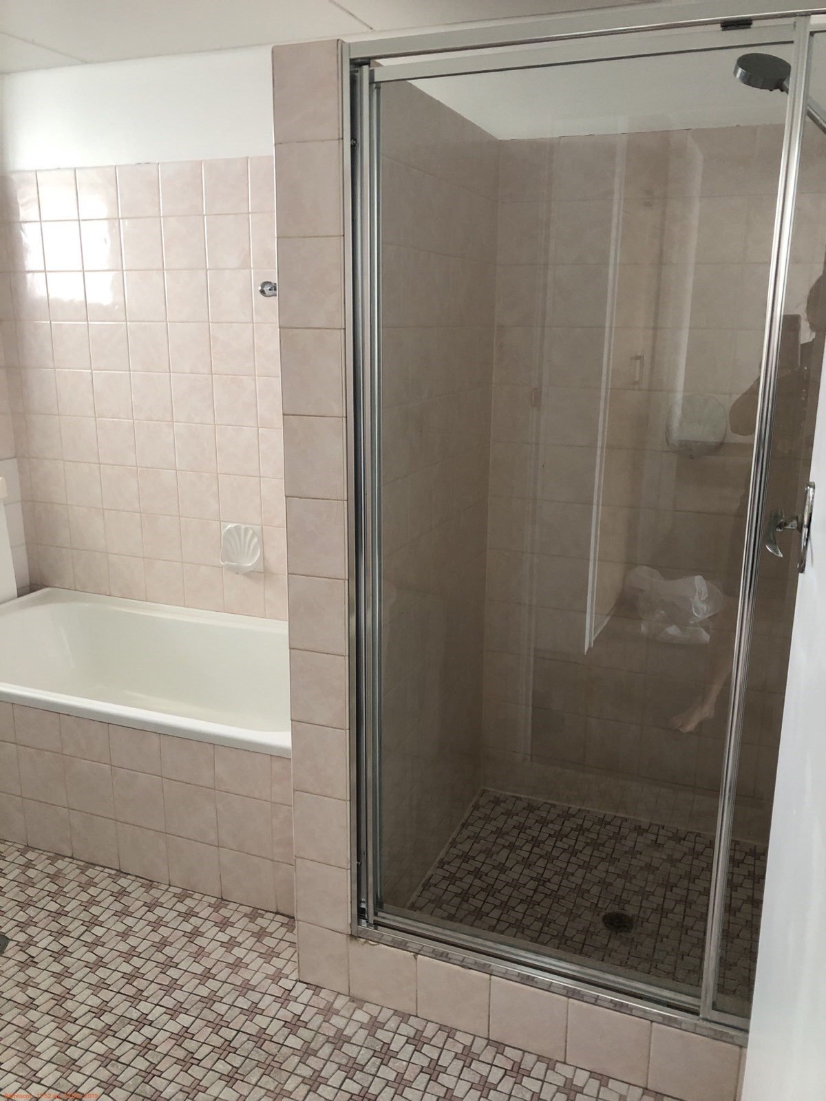 8/82 The Esplanade BURLEIGH HEADS 11