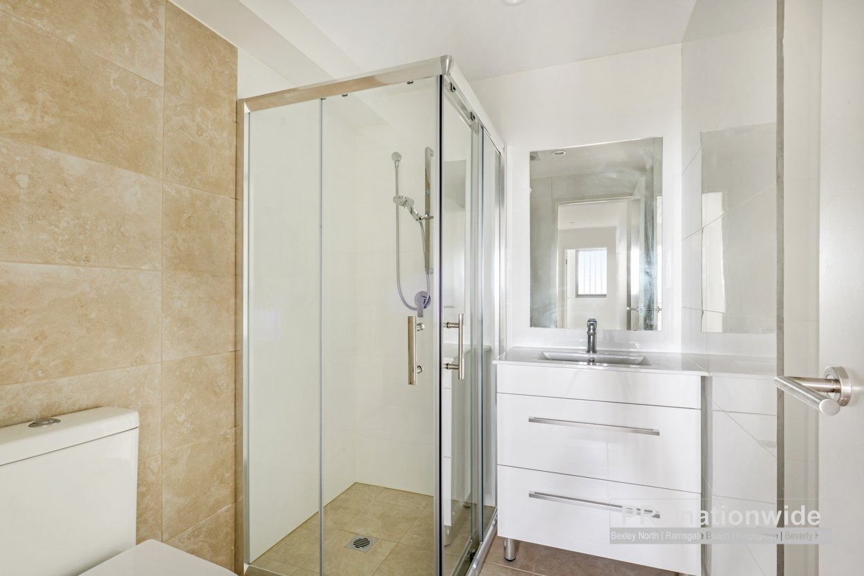 884 Canterbury Road ROSELANDS 5