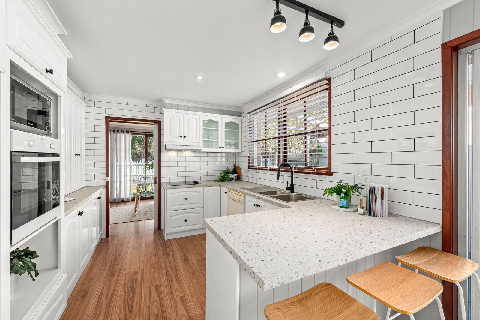 Gallery: 8/85 Torquay Road