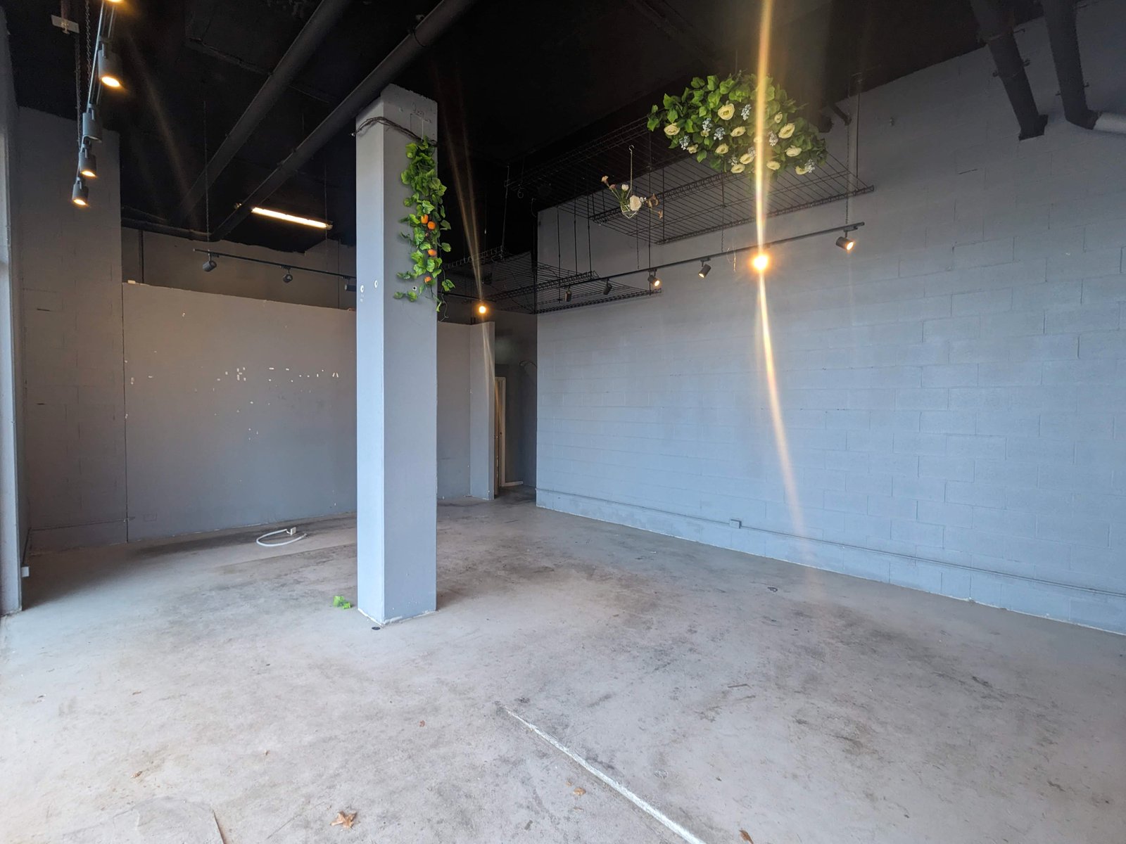 Gallery: 887 Dandenong Road