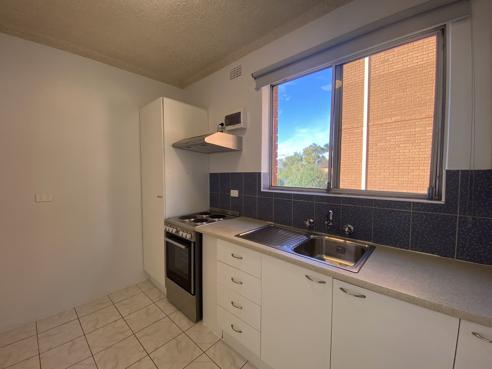 8/87 Longfield Street CABRAMATTA 3