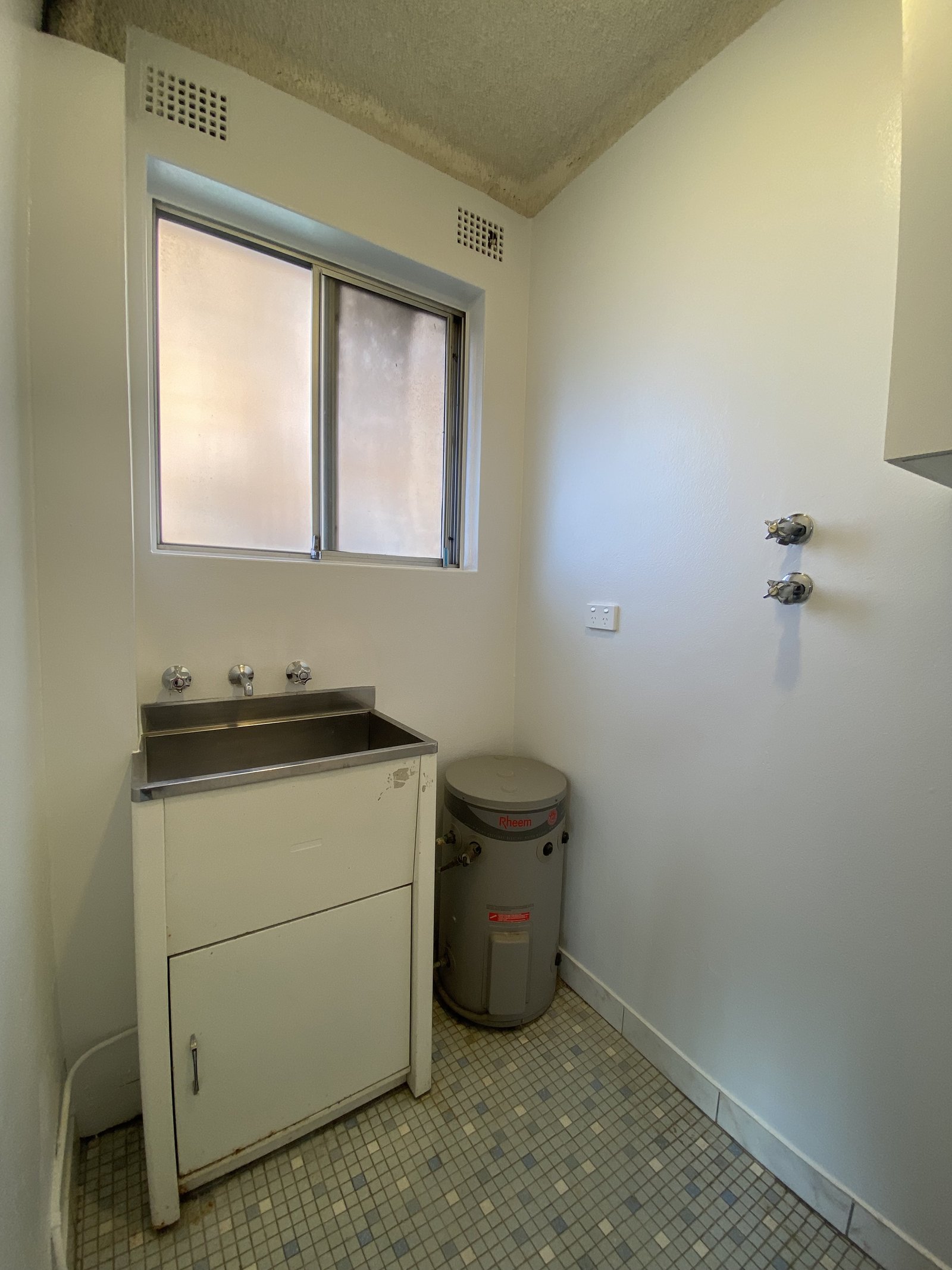 8/87 Longfield Street CABRAMATTA 7