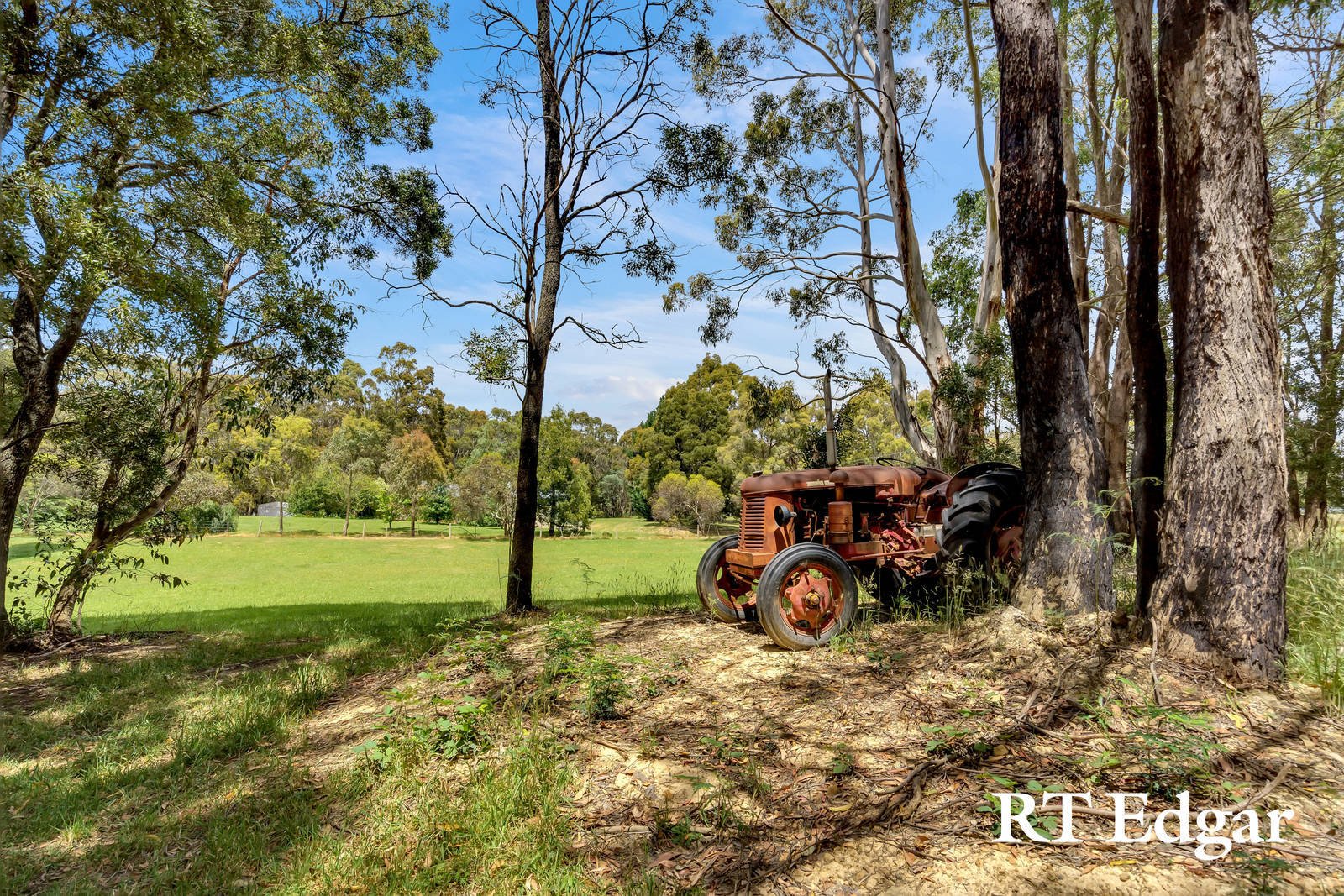 Real Estate and Property in 888 Black Forest Drive, Woodend, VIC