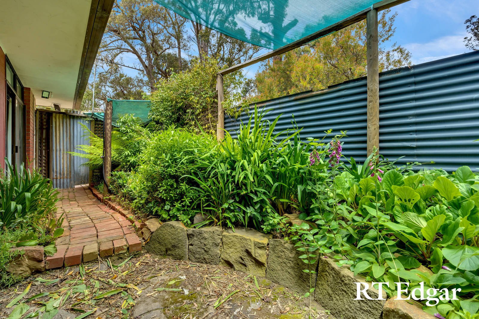 Real Estate and Property in 888 Black Forest Drive, Woodend, VIC