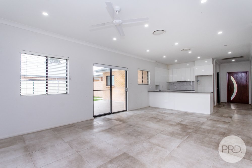 889 Luddenham Road LUDDENHAM 8