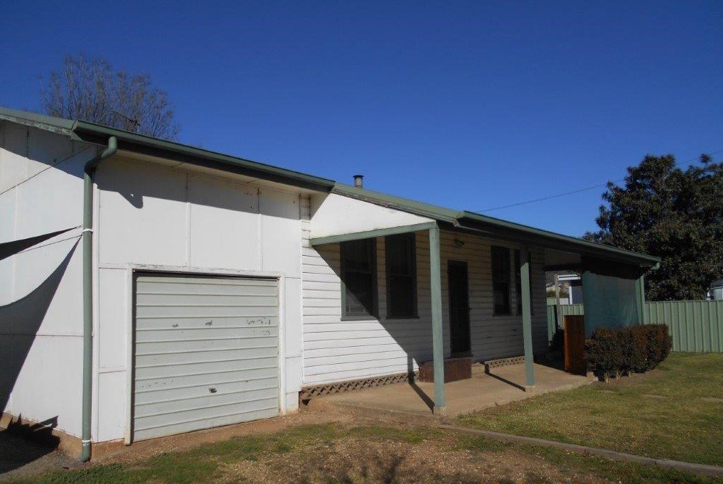 88a Lambie Street TUMUT 1