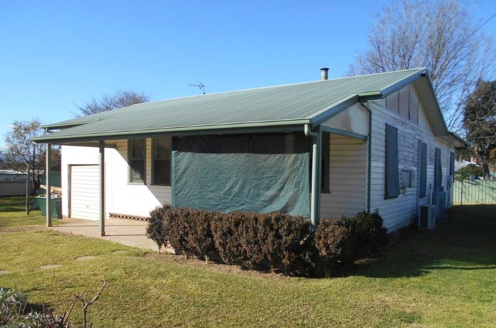 88a Lambie Street TUMUT 8