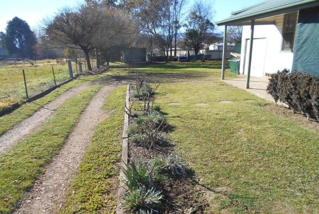 88a Lambie Street TUMUT 9