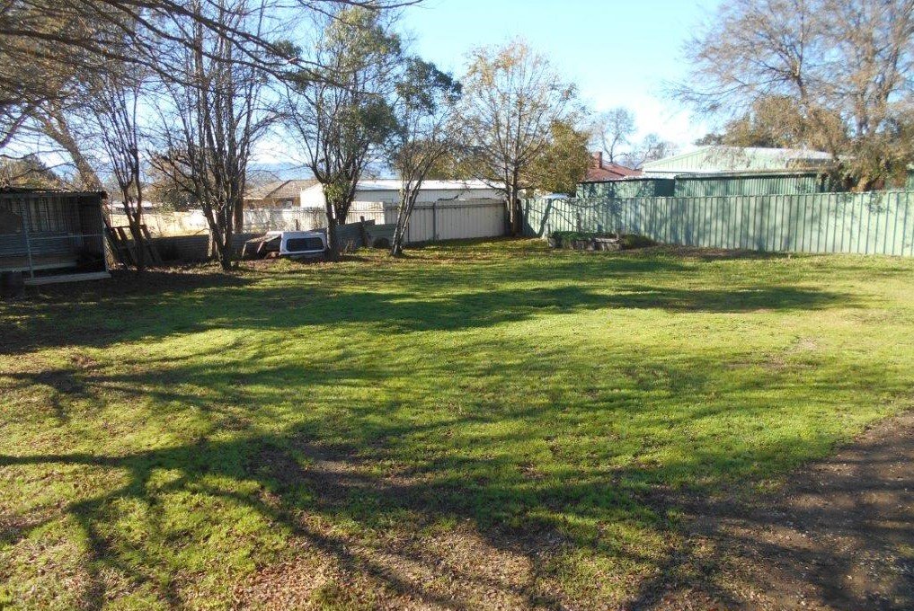 88a Lambie Street TUMUT 10