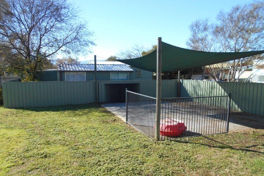 88a Lambie Street TUMUT 11
