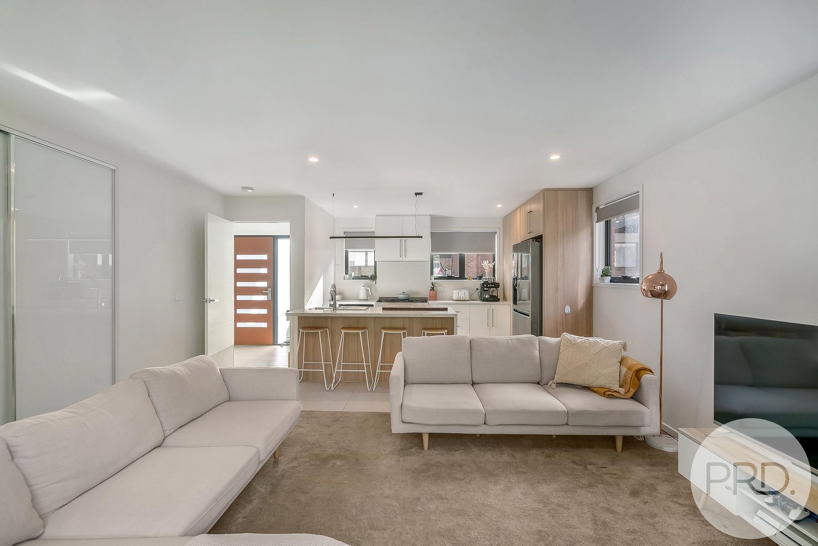 8/8a Romilly Street SOUTH HOBART 3