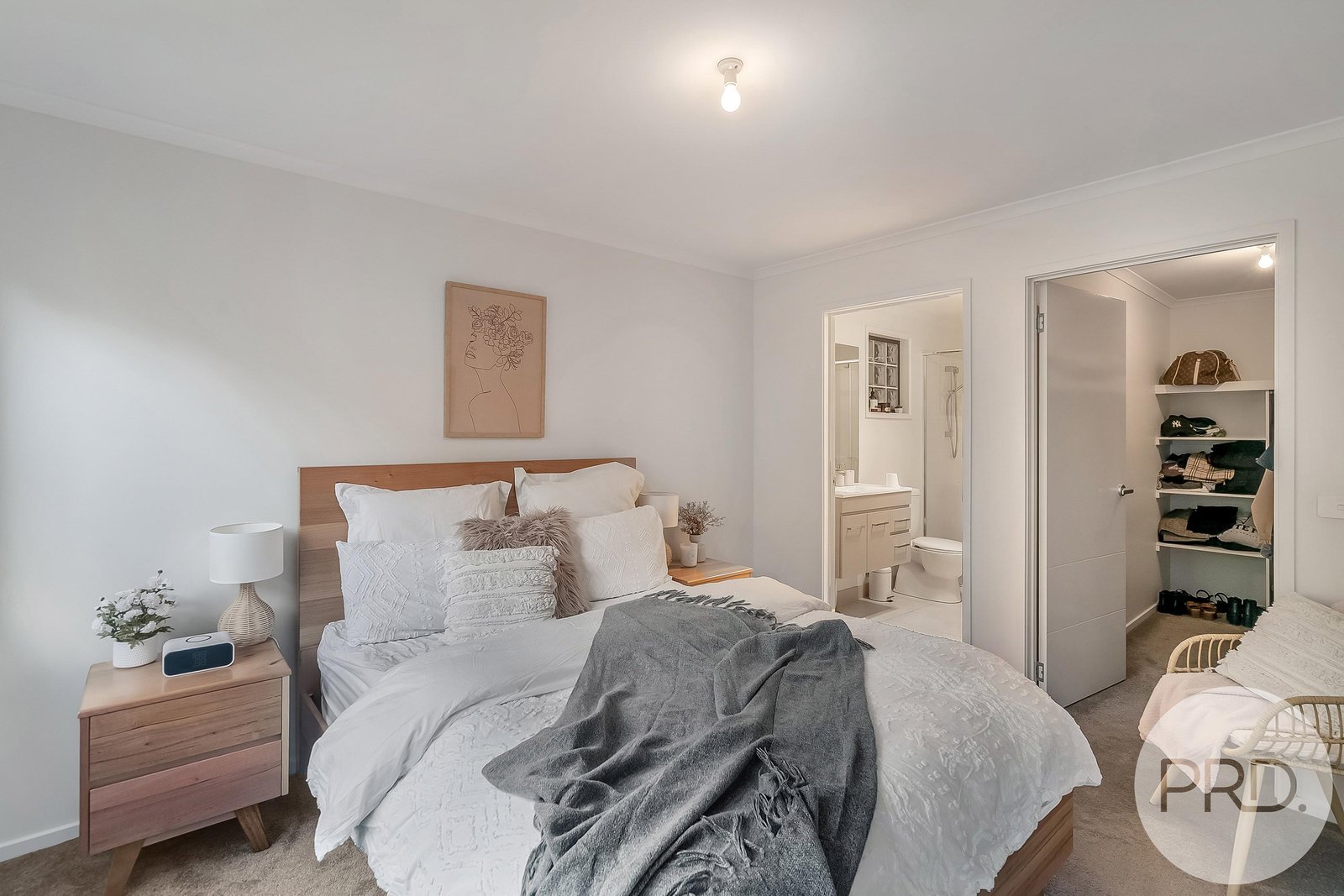 8/8a Romilly Street SOUTH HOBART 6