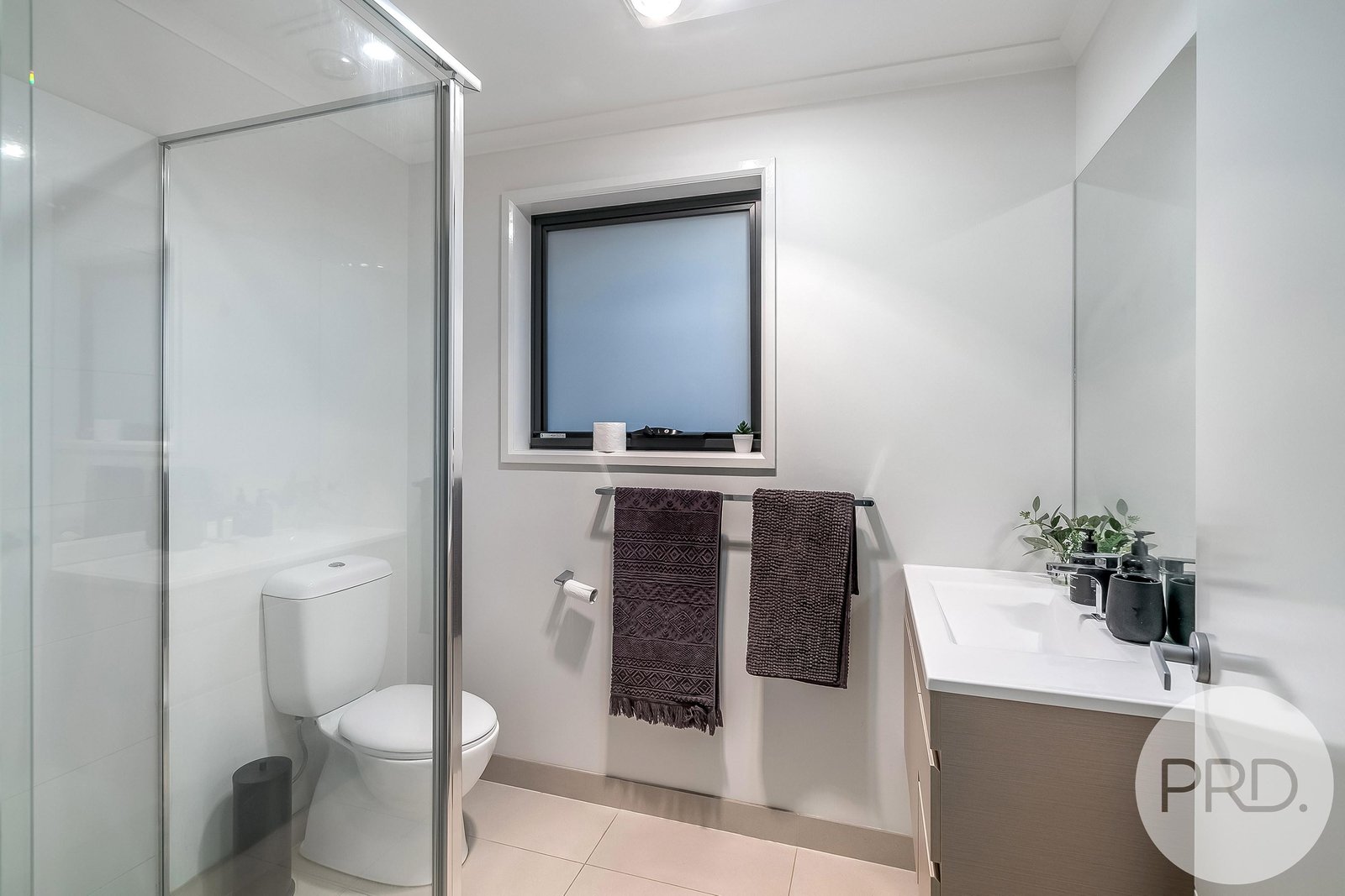 8/8a Romilly Street SOUTH HOBART 9