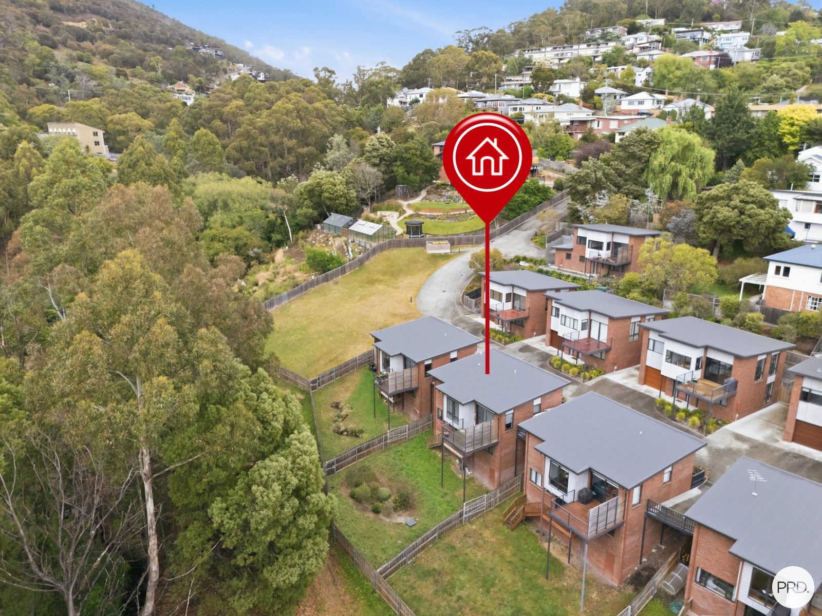8/8A Romilly Street SOUTH HOBART 8