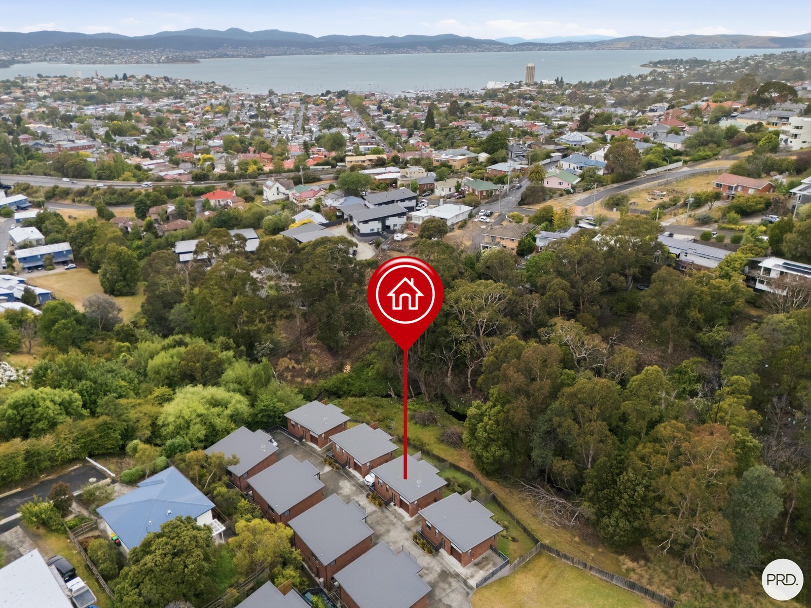8/8A Romilly Street SOUTH HOBART 10