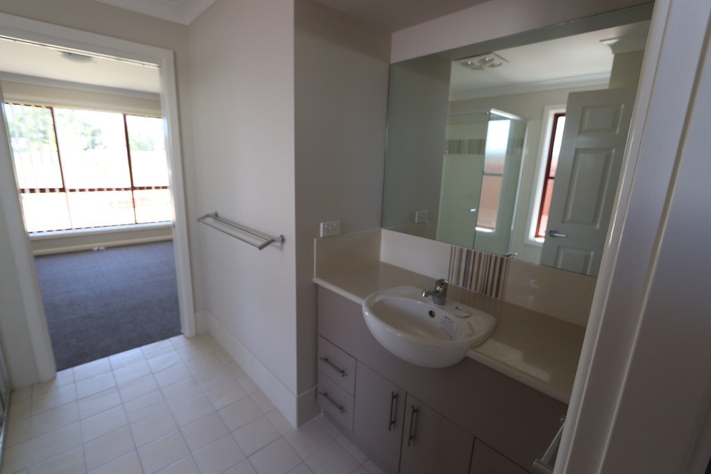 89 -93 Winton Street - Unit 2  TUMBARUMBA 6