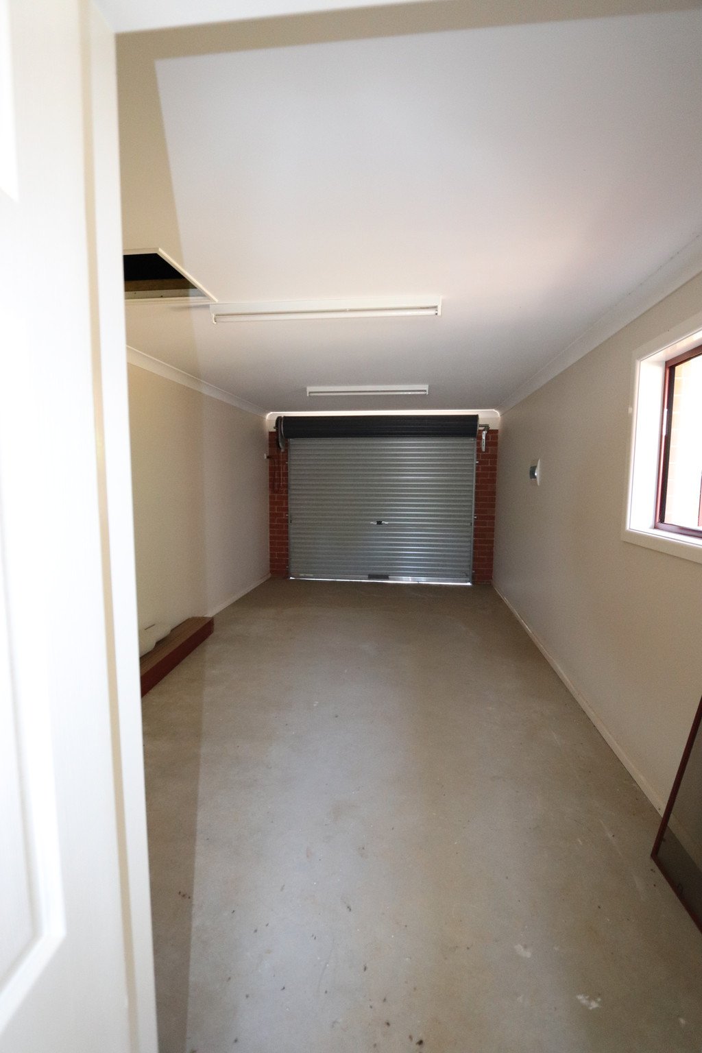 89 -93 Winton Street - Unit 2  TUMBARUMBA 8